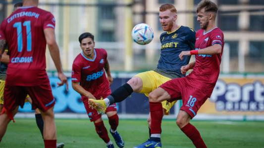 Ботев Пловдив в опит да свали на земята устремения Септември