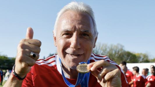 Христо Стоичков ще зарадва феновете в Бургас