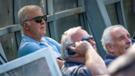 Сираков даде кураж на левскарите след боя от Баник 