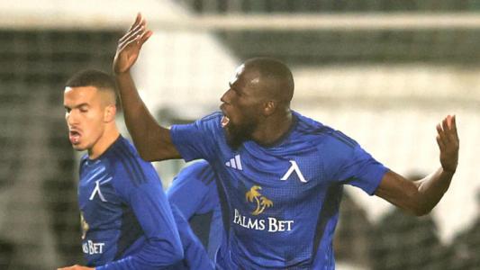 Мустафа Сангаре се разбра с египетски гранд