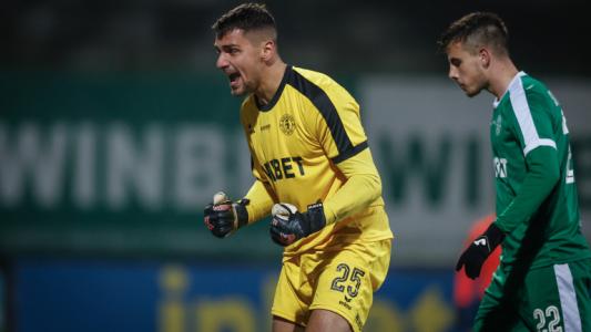 Димитър Евтимов се пошегува с Цветомир Найденов