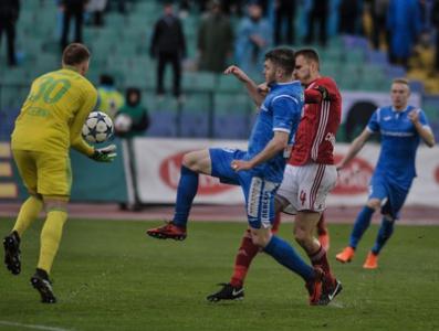 НА ЖИВО В NOVSPORT: ЦСКА - Левски, стартови състави