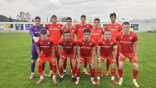 Синът на Любо Пенев асистира при победа на ЦСКА III