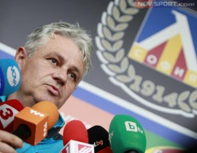 Стойчо Стоев: Грешката на Левски е, че не прави клуб, а отбор