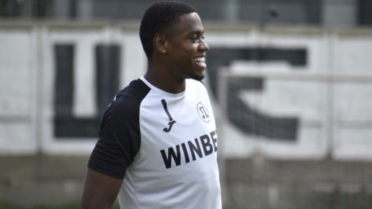 Левски вади 300 000 евро за Переа