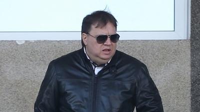 Левски може да се разбере с Жейнов извън съда