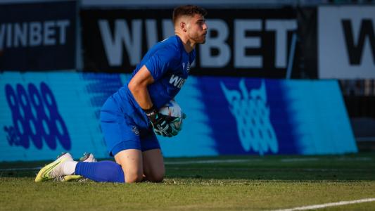 Ханкич и Ван Хертъм ще си взимат заплатата без да играят за Ботев