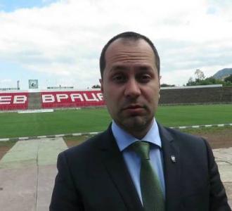 Калин Каменов: Ще правим срещи с футболистите, докато не ги вкараме в ред