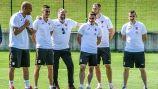 Футбол в пандемия, национали под карантина 