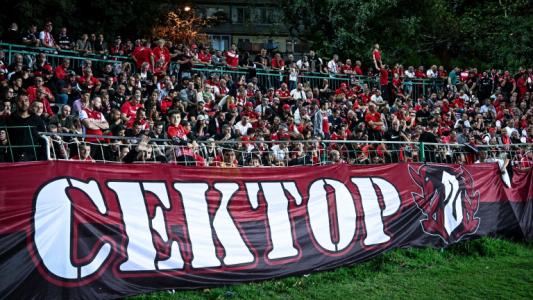 Фенове на ЦСКА пристигнаха в Анталия, ще подкрепят любимците си срещу Млада Болеслав