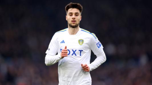 Илия Груев с асистенция при разгромна победа на Лийдс