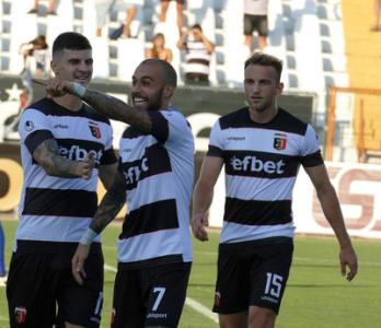 Локо (Пловдив) се цели в четвърта поредна победа в efbet Лига