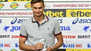 Левски охладил мераците си към Бабунски и Тонев 