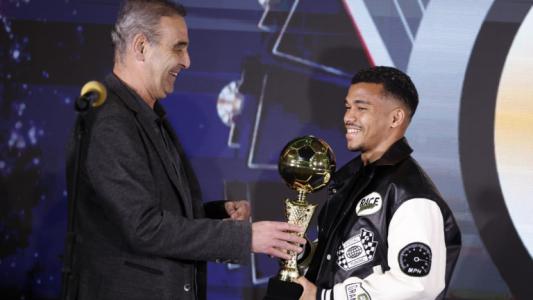 Защитник на Левски изрази радостта си от индивидуална награда