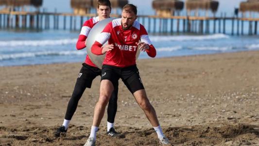 ЦСКА готви решение за вратарския пост