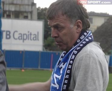 Левски поздрави легендата Наско Сираков