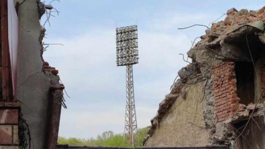 Ясна е съдбата на четирите метални пилона от стадион 