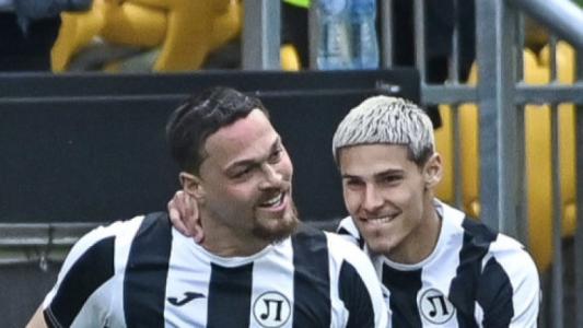Левски взима трио от Локо Пловдив