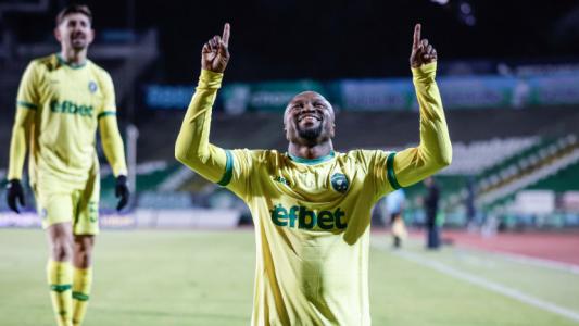 Хьогмо умува какво да прави с Текпетей