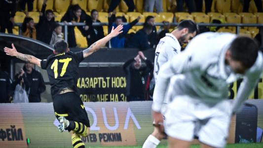 Признание за Николай Минков