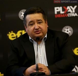 Караиванов разясни за договорите на футболистите и трансферния прозорец