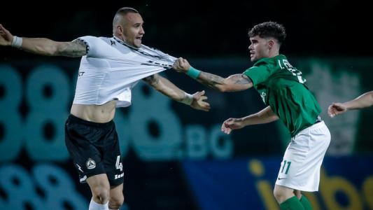 Берое - Славия: 0:1 Иван Минчев открива с невероятен гол