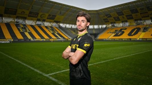 Ботев Пловдив взе испански халф от Берое