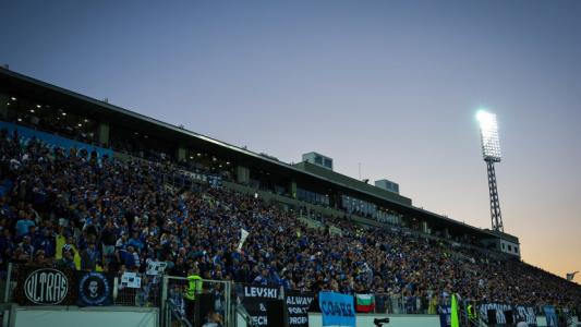 Пак останаха без ток на 