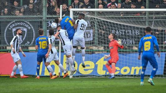 Крумовград - Локомотив (Пловдив) 3:0, домакините се развилняха след почивката