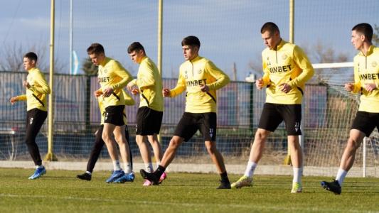 Девет юноши започнаха подготовка с Ботев