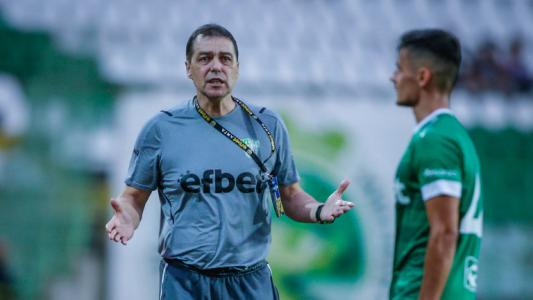 Петър Хубчев на 60: Не се виждам повече като треньор