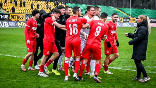 Дузпи изпратиха Ботев Враца към 1/4-финалите за Купата на България!