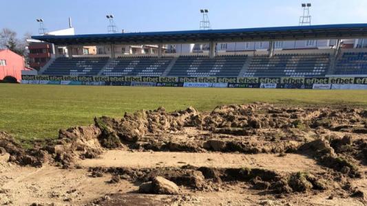 Созопол започна ремонт на стадиона си