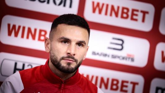 ЦСКА удря на камък с новия договор на основен защитник