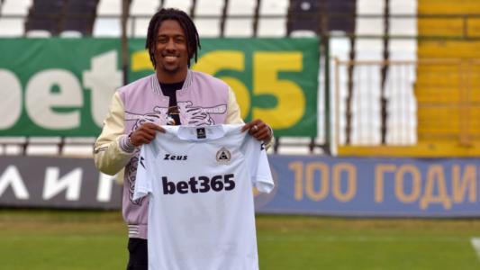 Защитник на Славия ще бъде извън терените за три седмици