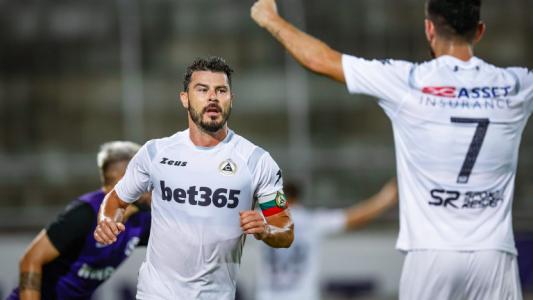 Галин Иванов остава в Славия