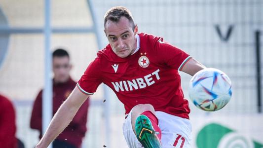 ЦСКА води тежки преговори със свои футболисти 