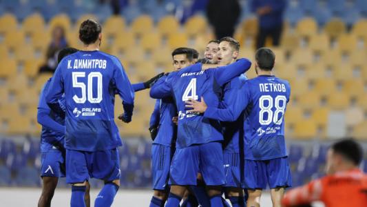 Осем играчи на Левски с повиквателни за националните си отбори