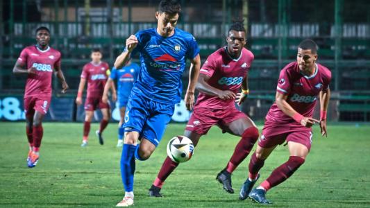 Крумовград - Септември (София): 0:0, мудно безлично първо полувреме