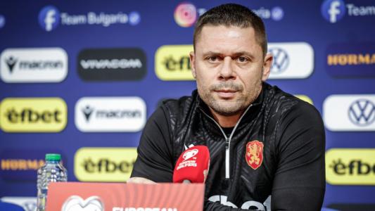 Александър Димитров: Моля играчите да бъдат оставени на спокойствие!