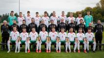 България U17 игра цял мач с човек повече, но не би Естония