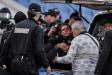 Над 20 левскари арестувани заради ранената полицайка